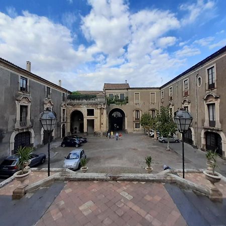Sinfonia Suites Katanya Dış mekan fotoğraf