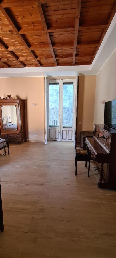 Sinfonia Suites Katanya Dış mekan fotoğraf