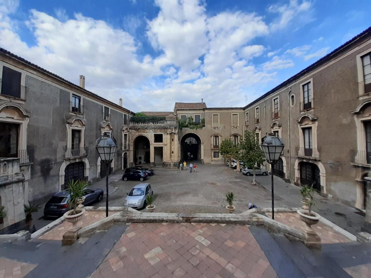 Sinfonia Suites Katanya Dış mekan fotoğraf